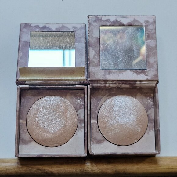 2 x Urban Decay LUMINOUS Shimmering Powder For Face and Body